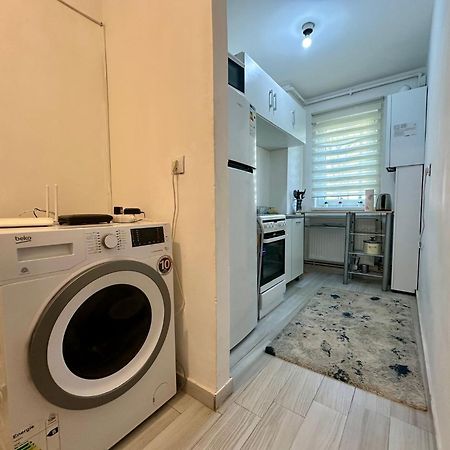 Londof Apartments- New Center Брашов Екстериор снимка